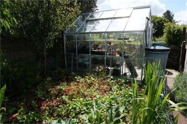 Image of 2 bedroom Cottage for sale in Chapel Row Tremar Coombe Liskeard PL14 at Chapel Row, Tremar Coombe, Liskeard, Cornwall