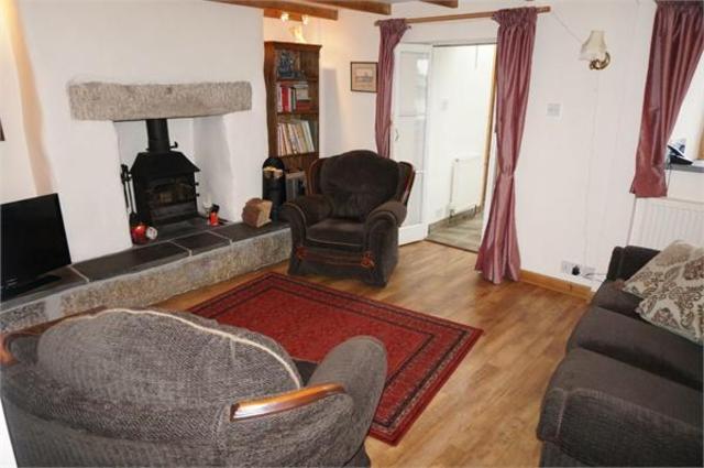  Image of 2 bedroom Cottage for sale in Chapel Row Tremar Coombe Liskeard PL14 at Chapel Row, Tremar Coombe, Liskeard, Cornwall