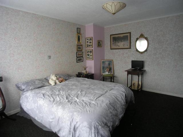  Image of 3 bedroom Semi-Detached house for sale in South Brook Sawbridgeworth CM21 at Sawbridgeworth