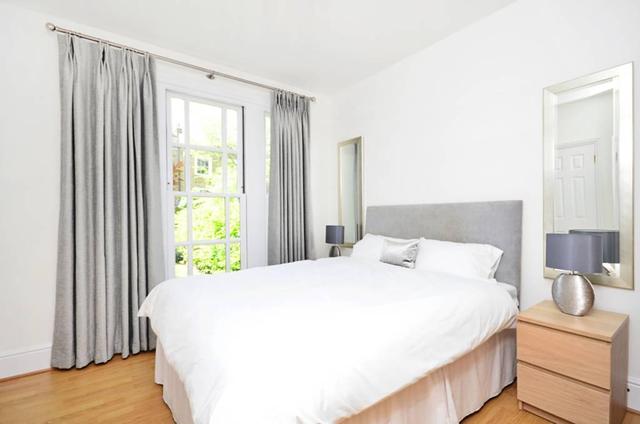  Image of 1 bedroom Flat to rent in Holland Road London W14 at Holland Park Avenue, Holland Park, W14