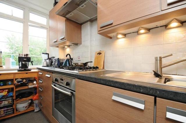  Image of 1 bedroom Flat to rent in Park Road London NW1 at Rossmore Court, Park Road, Baker Street, NW1