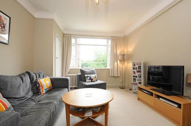  Image of 1 bedroom Flat to rent in Park Road London NW1 at Rossmore Court, Park Road, Baker Street, NW1