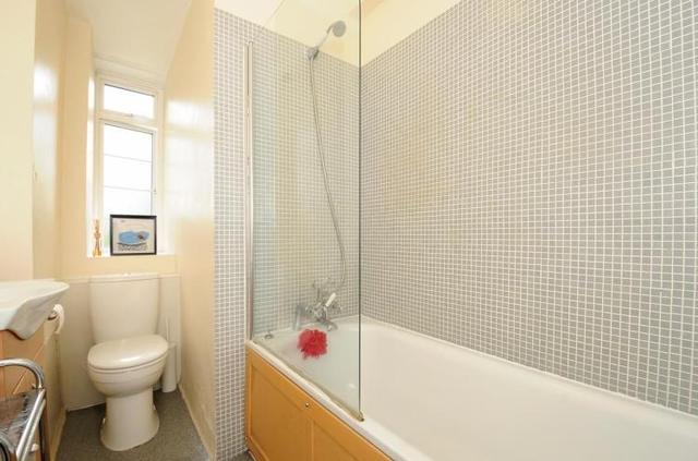  Image of 1 bedroom Flat to rent in Park Road London NW1 at Rossmore Court, Park Road, Baker Street, NW1
