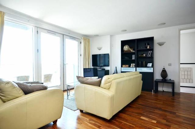  Image of 2 bedroom Flat to rent in Praed Street London W2 at Peninsula Apartments, Praed Street, Paddington, W2