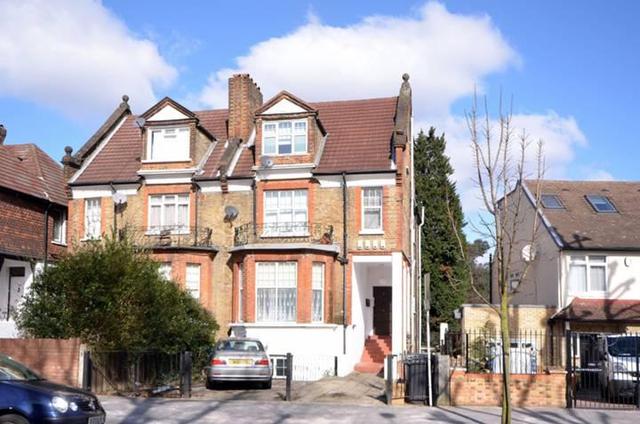 Image of 2 bedroom Flat to rent in Westbourne Park Road London W2 at Westborne Park Road, Westborne Park, W2