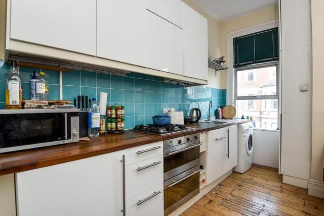  Image of 2 bedroom Flat to rent in Westbourne Park Road London W2 at Westborne Park Road, Westborne Park, W2