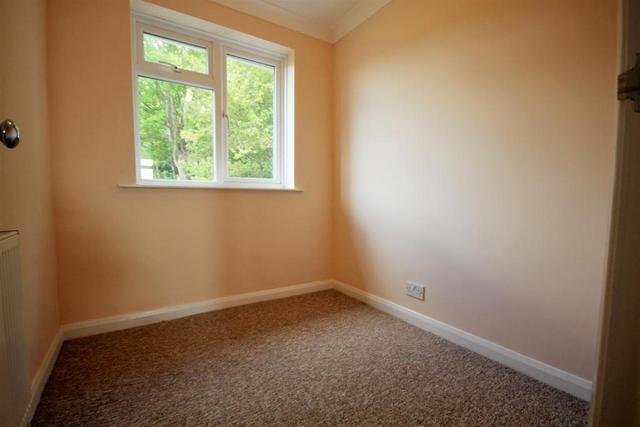  Image of 3 bedroom Terraced house to rent in Juniper Walk Shoreham-by-Sea BN43 at Juniper Walk, Shoreham-By-Sea