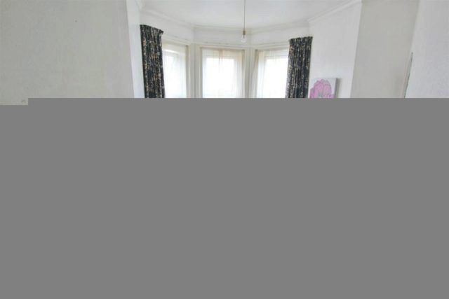  Image of 1 bedroom Houses to rent in Malmesbury Park Place Bournemouth BH8 at Malmesbury Park Place, Springbourne, Bournemouth