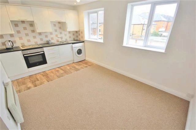  Image of 2 bedroom Flat for sale in Seabourne Road Southbourne Bournemouth BH5 at Seabourne Road, Bournemouth