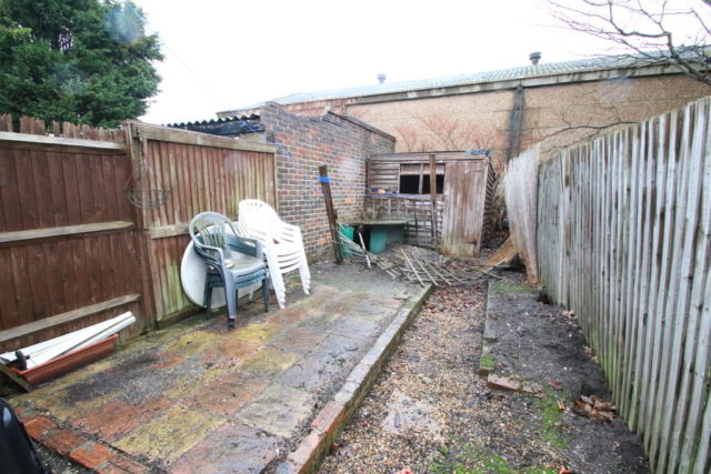  Image of 2 bedroom End of Terrace for sale in Gloucester Road Croydon CR0 at Gloucester Road