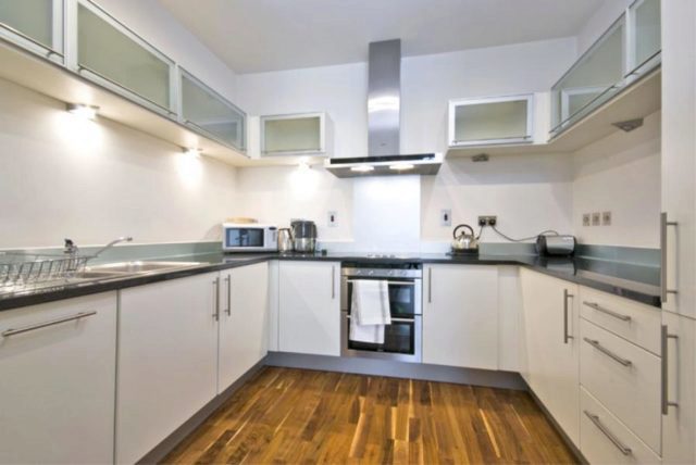  Image of 2 bedroom Flat to rent in Dowells Street London SE10 at Becons Point, Dowells Street, Greenwich, SE10