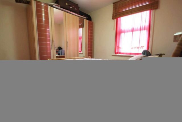  Image of 3 bedroom Property to rent in Upperthorpe Sheffield S6 at Lovely 3 bed, 2 bathroom house.