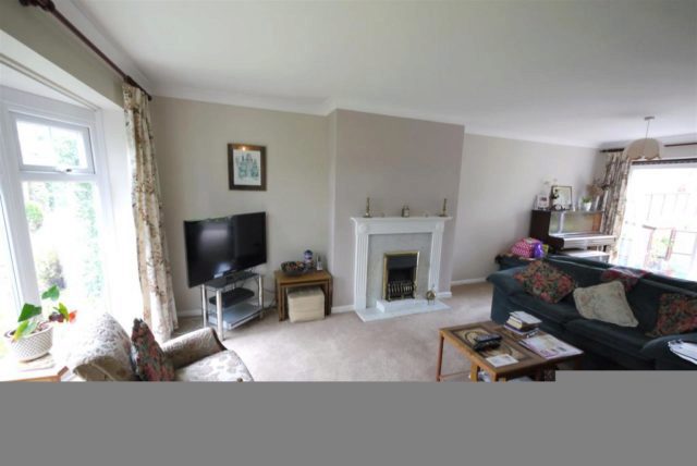  Image of 4 bedroom Semi-Detached house for sale in Colesdale Cuffley Potters Bar EN6 at Colesdale, Cuffley