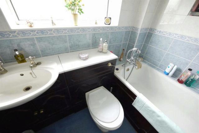  Image of 4 bedroom Semi-Detached house for sale in Colesdale Cuffley Potters Bar EN6 at Colesdale, Cuffley