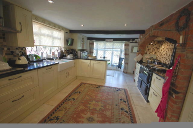  Image of 5 bedroom Detached house for sale in Nathans Lane Edney Common Chelmsford CM1 at Nathans Lane, Chelmsford, CM1
