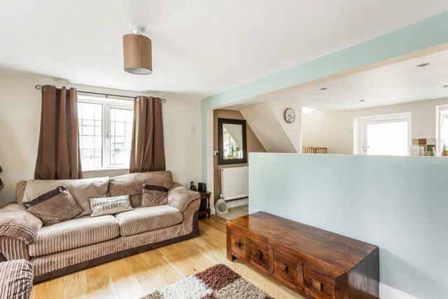  Image of 2 bedroom Cottage for sale in High Street Westerham TN16 at High Street, Westerham, TN16