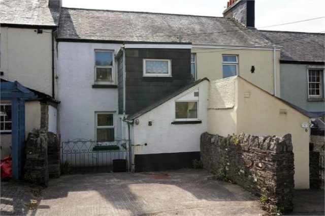  Image of 3 bedroom Cottage for sale in Lodge Hill Liskeard PL14 at Lodge Hill, Liskeard, Cornwall
