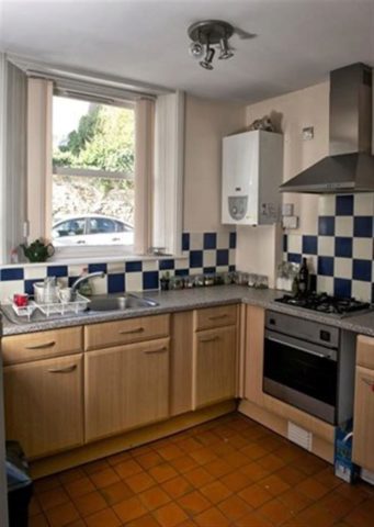  Image of 1 bedroom Property to rent in Lawson Road Sheffield S10 at Stylish 1 bedroom apartment in  Broomhill