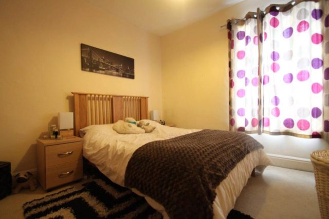  Image of 2 bedroom Property to rent in Bole Hill Lane Sheffield S10 at 2 bed, Bolehill Lane, Crookes