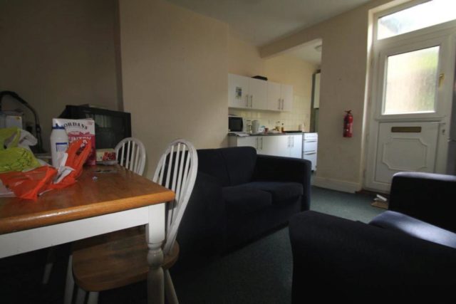  Image of 3 bedroom Property to rent in Ainsley Road Sheffield S10 at 3 bed, Ainsley Rd,  Crookesmoor.