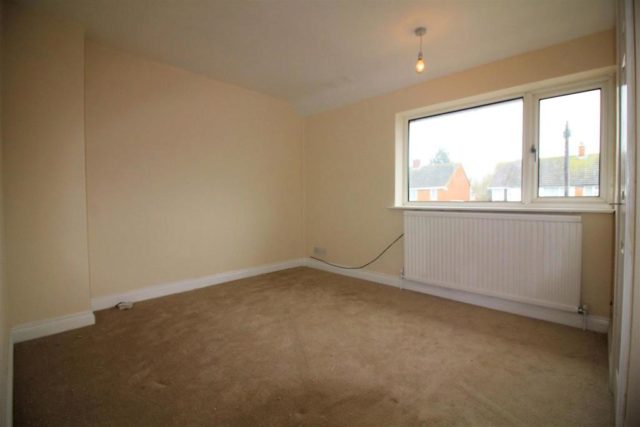  Image of 3 bedroom Semi-Detached house for sale in Meadowcroft Aylesbury HP19 at Meadowcroft, Aylesbury