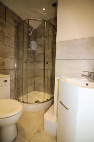  Image of 3 bedroom Semi-Detached house for sale in Meadowcroft Aylesbury HP19 at Meadowcroft, Aylesbury