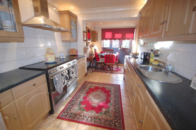 Image of 3 bedroom Semi-Detached house for sale in Wear Drive Springfield Chelmsford CM1 at Wear Drive, Springfield, Chelmsford, CM1