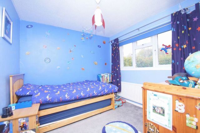  Image of 3 bedroom Semi-Detached house to rent in Kingham Close Redditch B98 at Kingham Close, Redditch