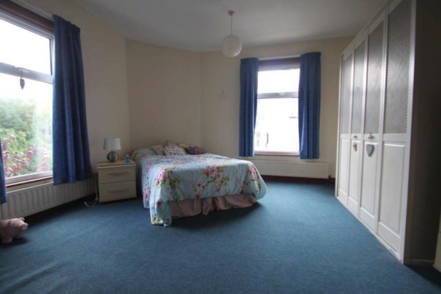  Image of 4 bedroom Property to rent in School Road Sheffield S10 at Huge 4 bed, School Rd.