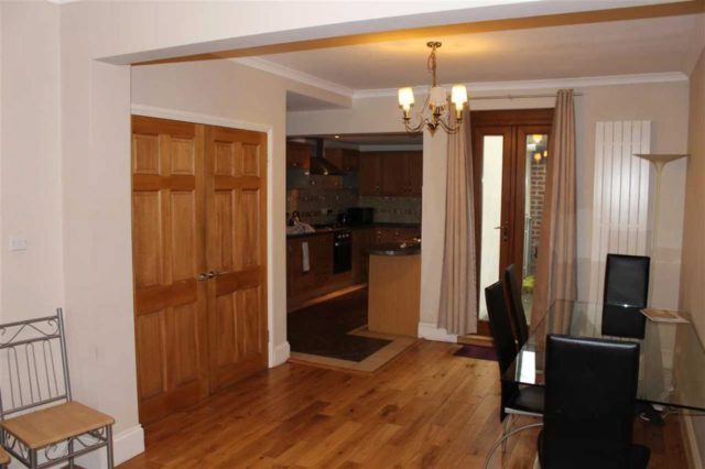  Image of 4 bedroom Terraced house to rent in Tunis Road London W12 at 4 Double Bedroom House, W12