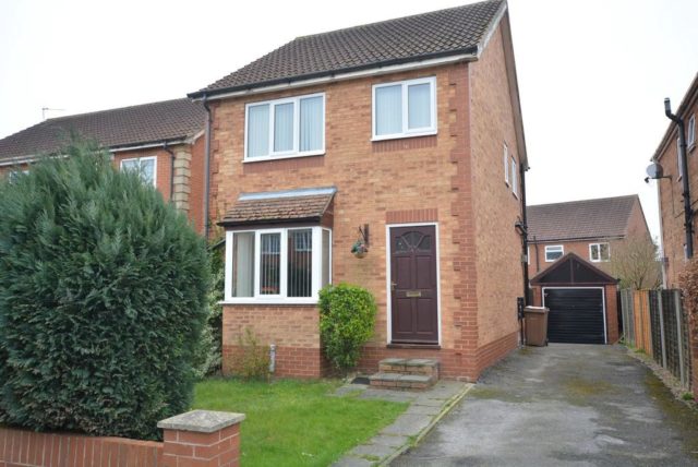 Image of 3 bedroom Detached house for sale in Broompark Road Hook Goole DN14 at Broompark Road, Goole