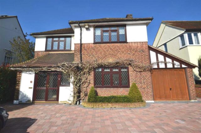  Image of 4 bedroom Detached house to rent in Chester Road Chigwell IG7 at Chester Road, Large Family House, Chigwell
