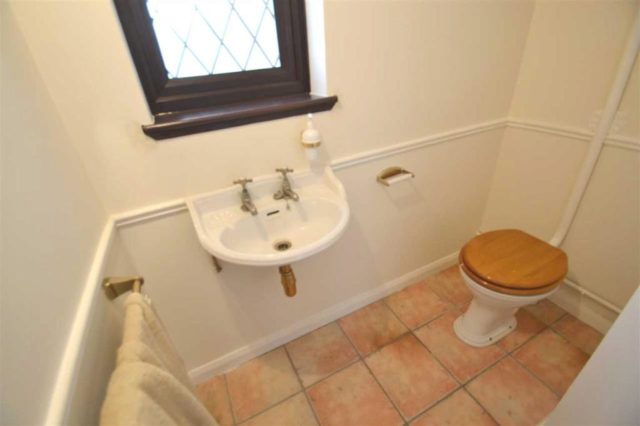  Image of 4 bedroom Detached house to rent in Chester Road Chigwell IG7 at Chester Road, Large Family House, Chigwell