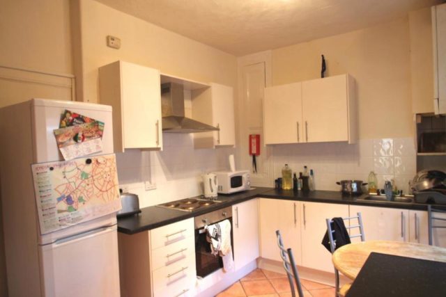  Image of 4 bedroom Property to rent in Brunswick Street Sheffield S10 at Newly Modernised 4 bed, Brunswick Street