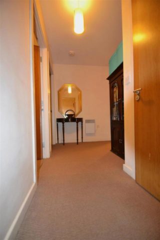 Image of 2 bedroom Flat to rent in Monarch Way Ilford IG2 at Memorial Heights, Monarch Way, Oaks Park High School Catchmet, Newbury Park, Ilford