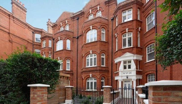  Image of 2 bedroom Flat to rent in Hamlet Gardens London W6 at Hamlet Gardens, Hammersmith, W6