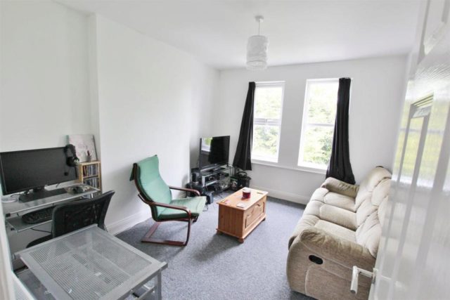  Image of 2 bedroom Flat to rent in Bengal Road Winton Bournemouth BH9 at Bengal Road, Winton, Bournemouth