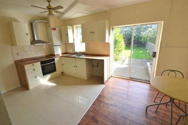  Image of 2 bedroom Terraced house to rent in Fencepiece Road Ilford IG6 at Fencepiece Road, Barkingside, Ilford