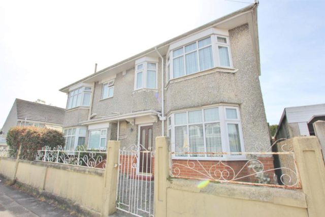  Image of 3 bedroom Detached house for sale in Mayfield Road Moordown Bournemouth BH9 at Mayfield Road, Moordown, Bournemouth
