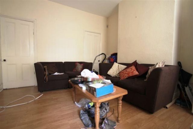  Image of 3 bedroom Property to rent in Spring House Road Sheffield S10 at 3 Bed, Spring House Rd, Crookesmoor