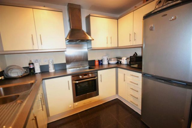  Image of 2 bedroom Flat to rent in Monarch Way Ilford IG2 at Memorial Heights, Monarch Way, Fully Furnished Flat, Newbury Park, Ilford