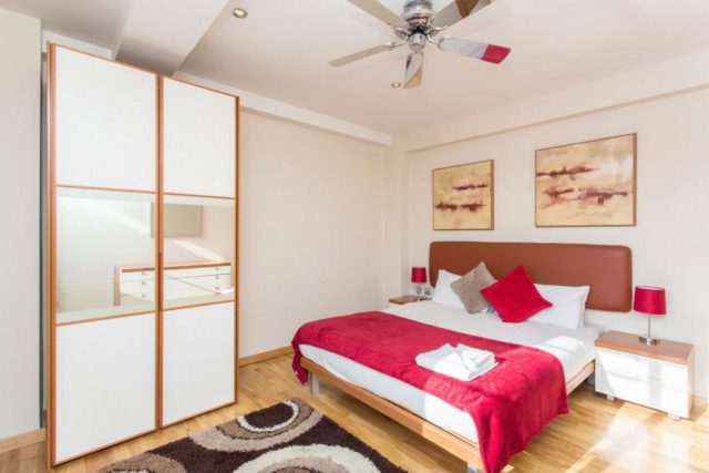  Image of 2 bedroom Flat to rent in Old Brompton Road London SW7 at Roland House, Old Brompton Road, South Kensington, SW7