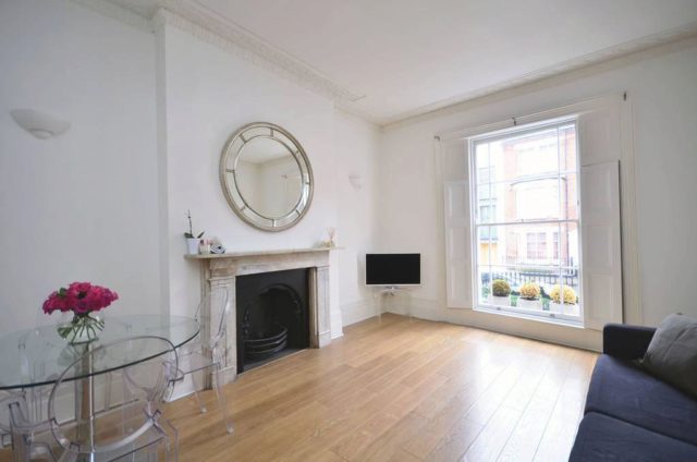 Image of 2 bedroom Flat to rent in Queen's Gate London SW7 at Queens Gate, South Kensington, SW7