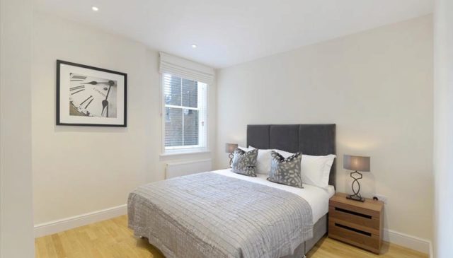  Image of 3 bedroom Flat to rent in Hamlet Gardens London W6 at Hamlet Gardens, Hammersmith, W6