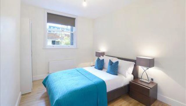  Image of 3 bedroom Flat to rent in Hamlet Gardens London W6 at Hamlet Gardens, Hammersmith, W6