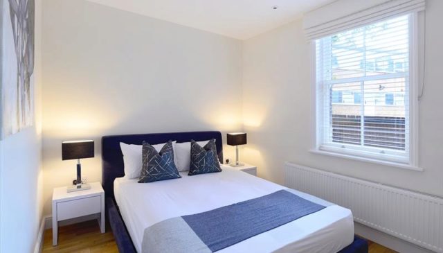  Image of 3 bedroom Flat to rent in Hamlet Gardens London W6 at Hamlet Gardens, Hammersmith, W6