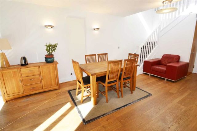  Image of 3 bedroom Houses to rent in Creek Road London SE8 at ,, Meridian Point, 166-168 Creek Road, London