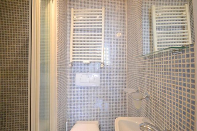  Image of Studio flat to rent in Belgrave Road London SW1V at Belgrave Road, Pimlico, SW1V