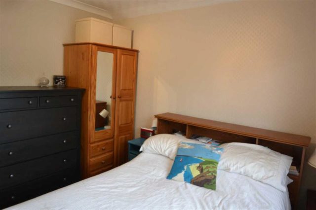  Image of 2 bedroom Maisonette for sale in Gaysham Avenue Ilford IG2 at Gaysham Avenue, Ilford