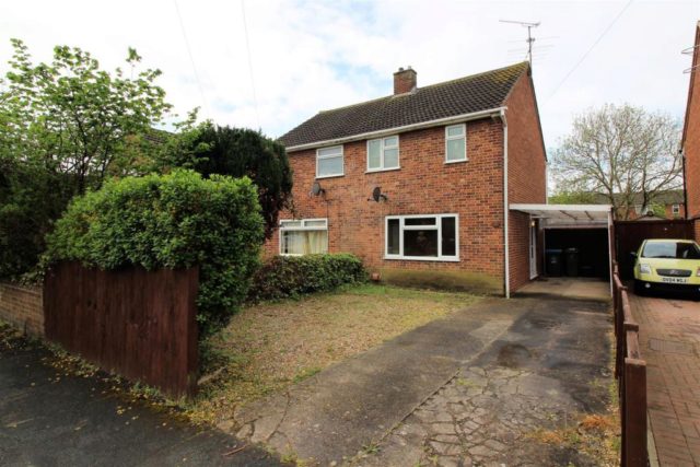  Image of 2 bedroom Semi-Detached house for sale in Meadowcroft Aylesbury HP19 at Meadowcroft, Aylesbury